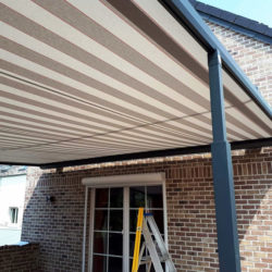Isol&Plus - Installation d’une protection solaire (plaza viva WEINOR) et volets roulants