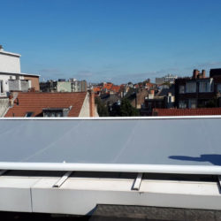 Isol&Plus - Installation d’un store de véranda WGM Top Optistrech WEINROR