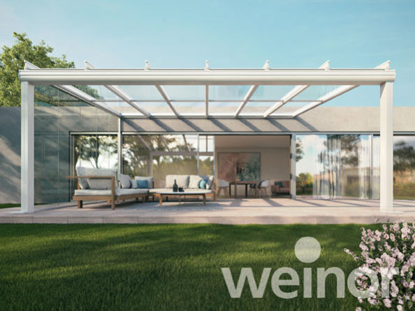 Isol&Plus - Une pergola en verre pour profiter de votre terrasse jusqu’à la fin de l’automne et protéger votre mobilier de jardin du froid et du gel durant l’hiver