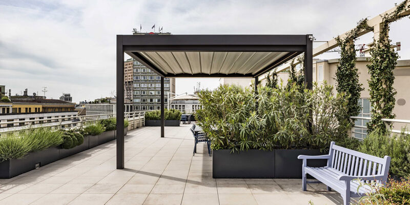 isoletplus-pergola_avec_toit_en_toile_fixe_ou_rétractable_2 Isol&Plus - pergola en aluminium gris avec toile blanche rétractable