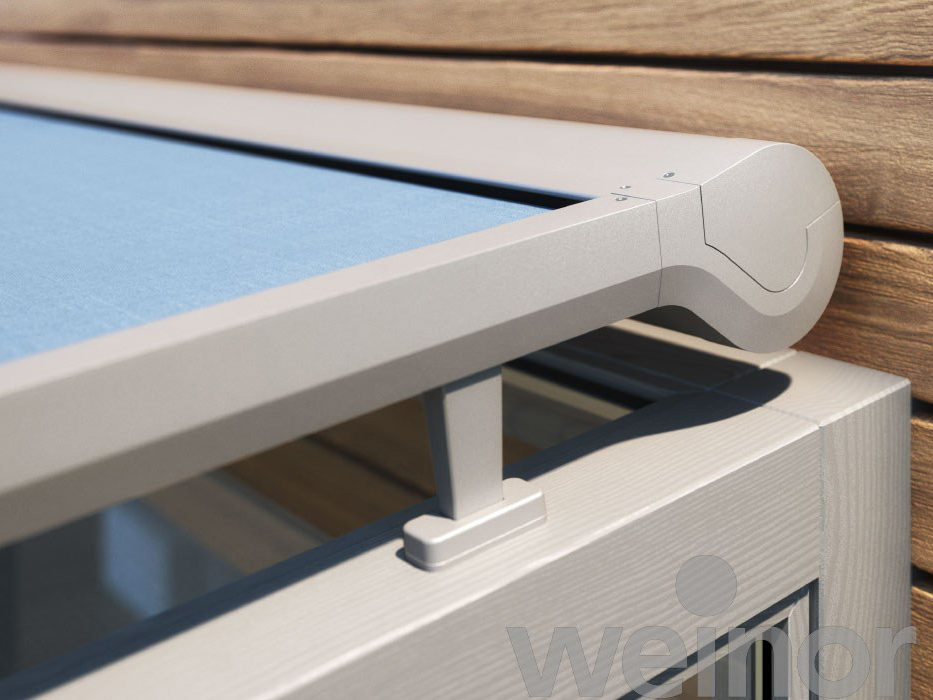 Isol&Plus - Notre entreprise située à Namur vous propose deux grandes sortes de protection solaire : le store de véranda sous toit et le store de véranda sur toiture